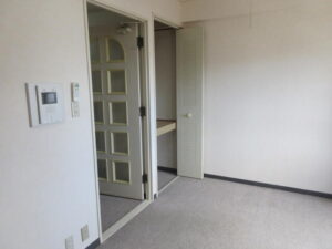 かがやき地所：ライオンズマンション一高前第２　部屋番号：3081