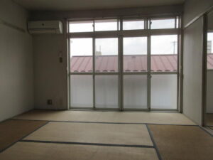 かがやき地所：ファミール吉岡 2052